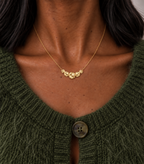 Collier Aruba plaqué or 3 microns, pendentif pièces martelées, porté